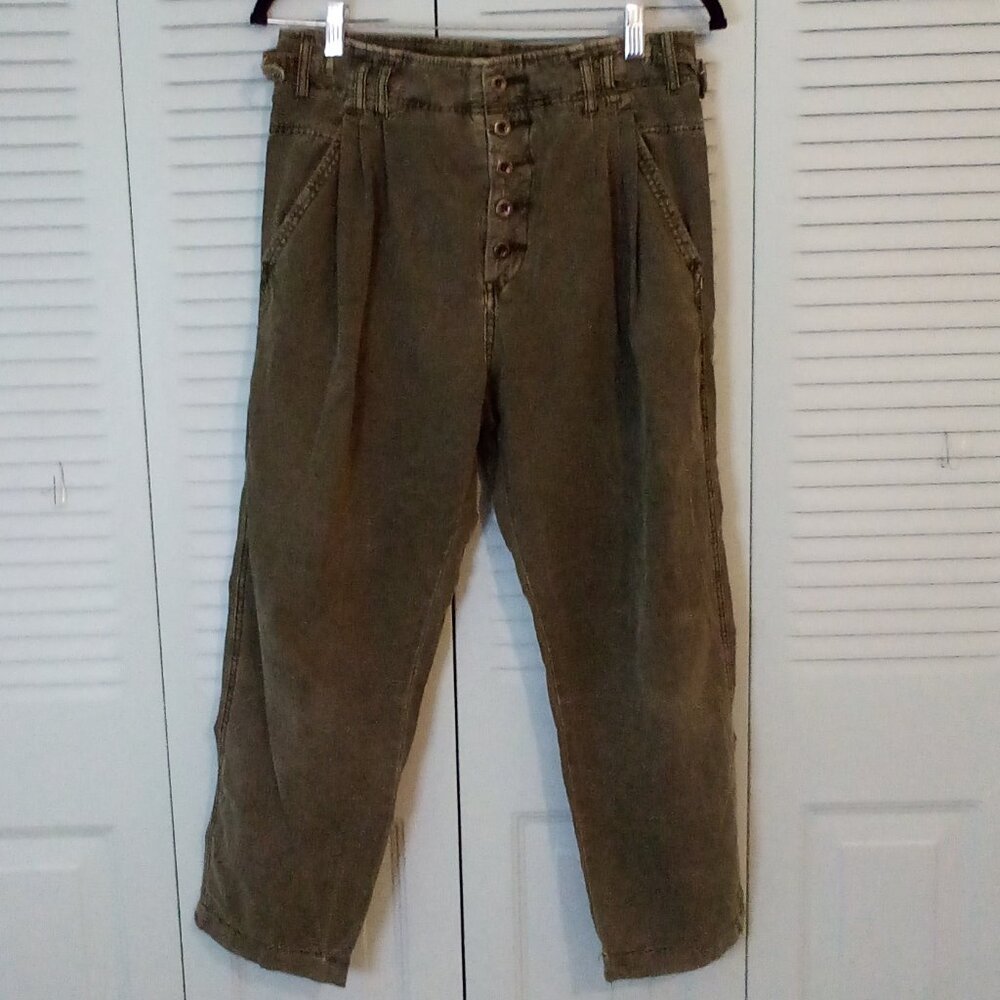 FREE PEOPLE 5 BUTTON FLY PLEATED FRONT WITH POCKETS N SIDE BUCKLES 100% COTTON 4